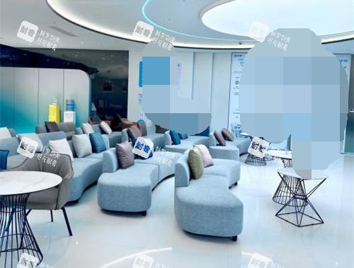 成都睛彩眼科醫(yī)院術(shù)前等候區(qū)