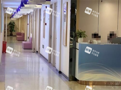 武漢美萊醫(yī)療美容的走廊