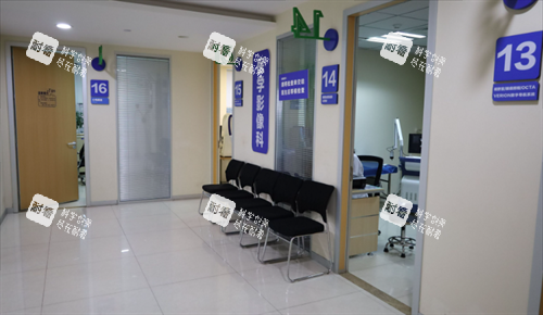 鄭州愛(ài)爾眼科醫(yī)院影像科