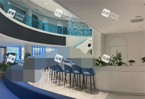 西安醫(yī)大眼科醫(yī)院服務(wù)臺