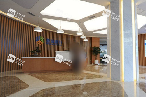 合肥普瑞眼科醫(yī)院導(dǎo)診臺(tái)