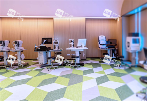 深圳黑馬眼科診療儀器