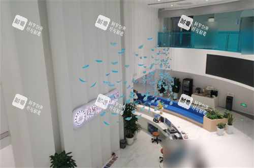西安醫(yī)大眼科醫(yī)院大廳