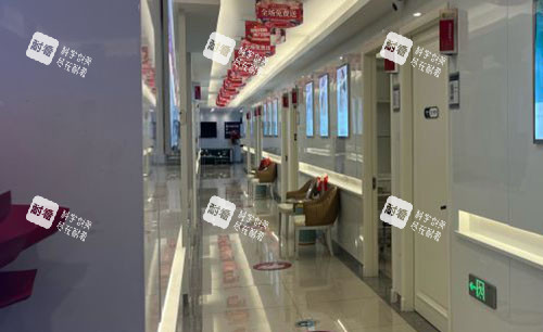 鎮(zhèn)江友誼整形走廊環(huán)境實拍圖 鎮(zhèn)江友誼整形走廊環(huán)境實拍圖