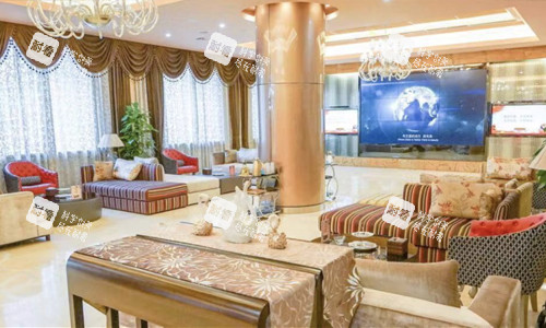 哈爾濱藝星醫(yī)療美容一樓休息區(qū)