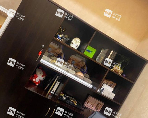 哈爾濱藝星醫(yī)療美容醫(yī)院展示柜