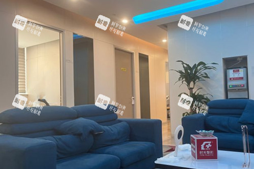 上海時光醫(yī)療美容內(nèi)部過道環(huán)境