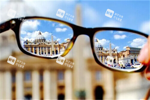 近視眼鏡看風(fēng)景變化圖 近視眼鏡看風(fēng)景變化圖