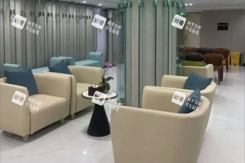 長(zhǎng)春中妍整形美容醫(yī)院大廳休息等待區(qū)環(huán)境 長(zhǎng)春中妍整形美容醫(yī)院大廳休息等待區(qū)環(huán)境
