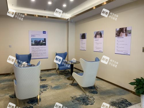 佛山碧蓮盛植發(fā)等候區(qū)環(huán)境 佛山碧蓮盛植發(fā)等候區(qū)環(huán)境